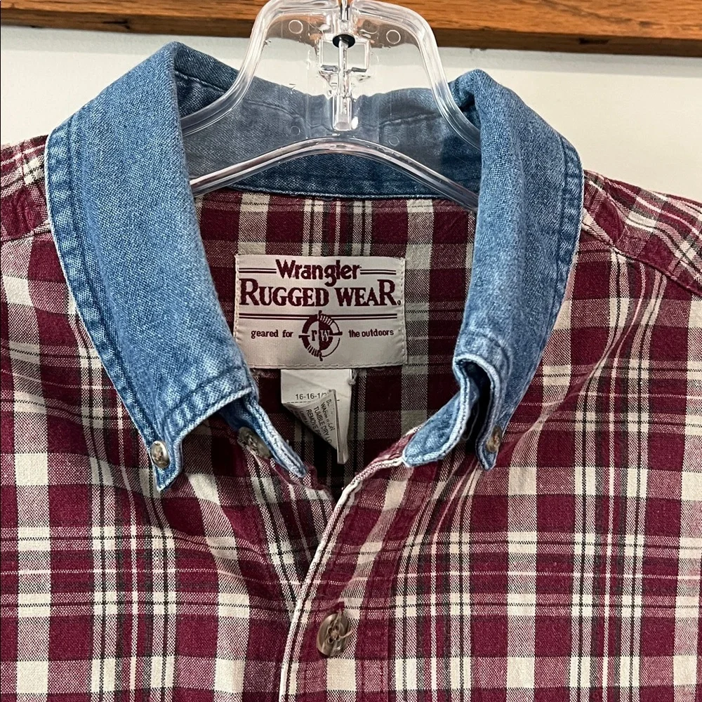 Wrangler Rugged Wear‎ - Maroon, Beige Plaid Shirt, Chambray Accents, L